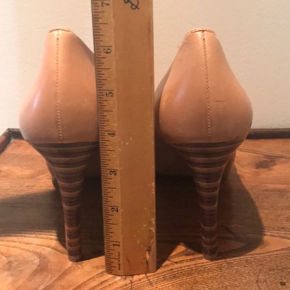 Rich Tan Via Spiga Heels - Picture 7 of 8